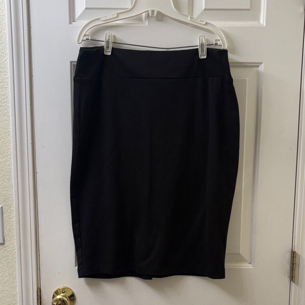 Reccuci Black Pencil Skirt (Sz XL)
